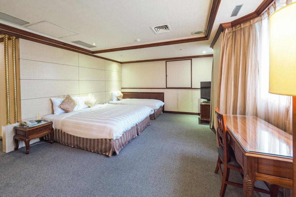 Silken Hotel Tajpej Zewnętrze zdjęcie