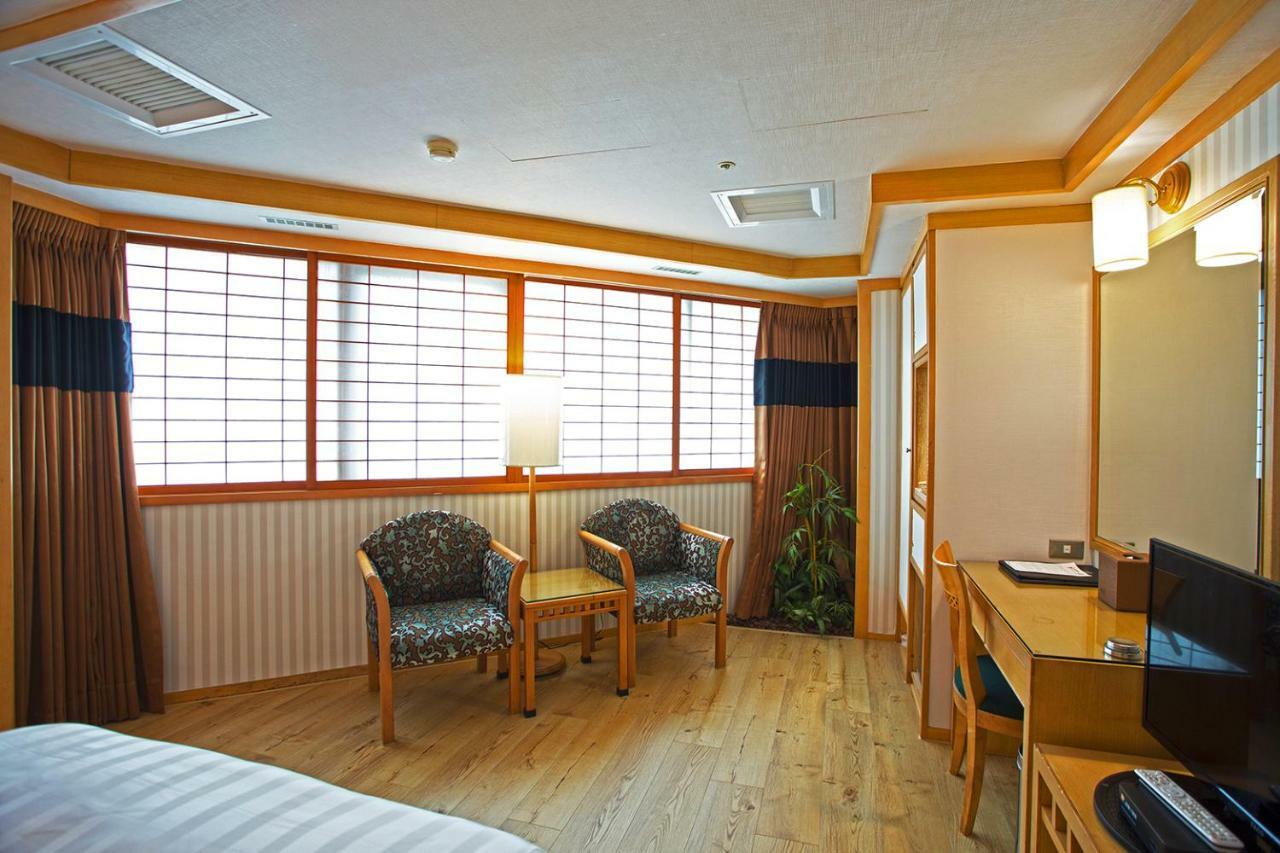 Silken Hotel Tajpej Zewnętrze zdjęcie